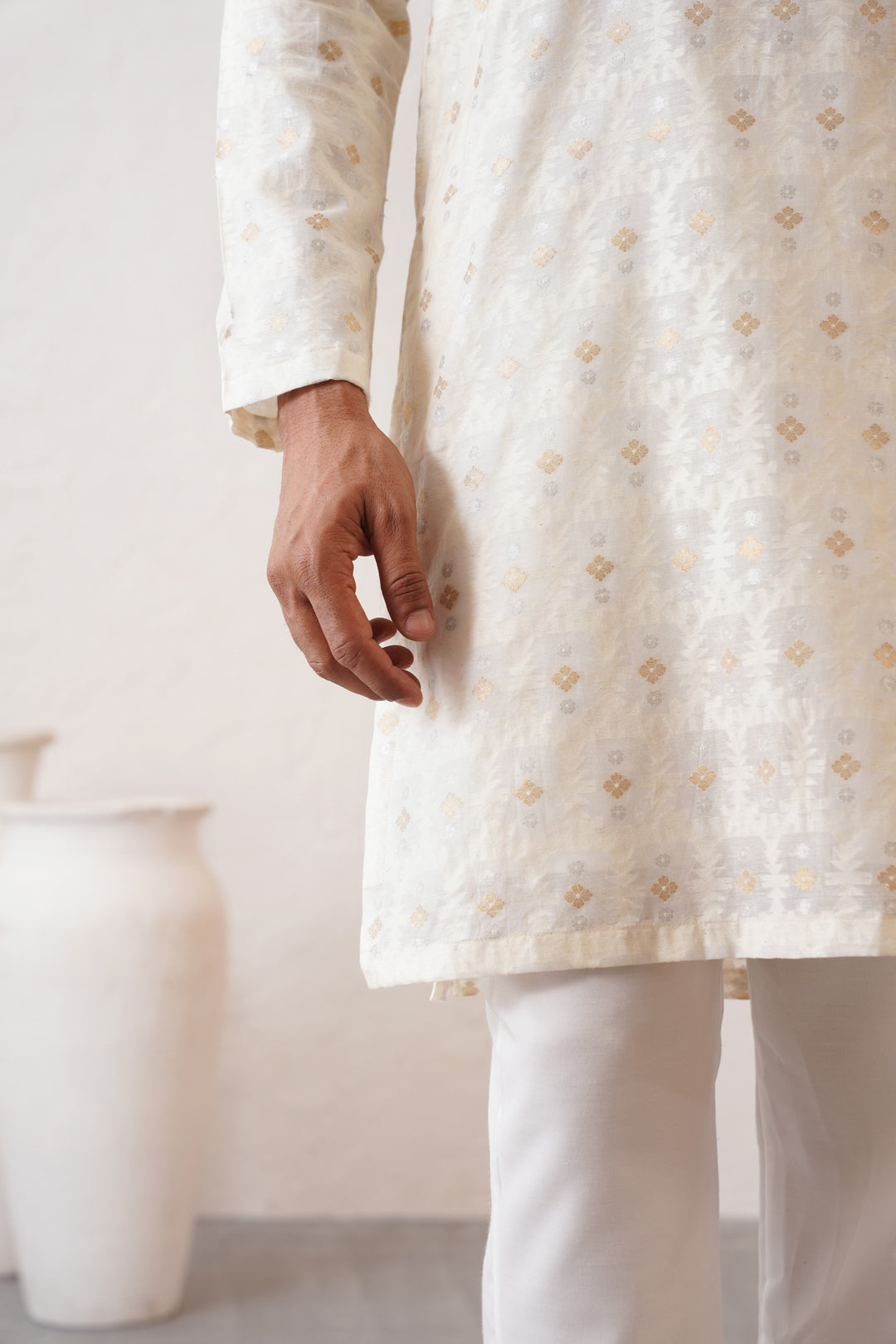 Benarasi Ivory Kurta Set