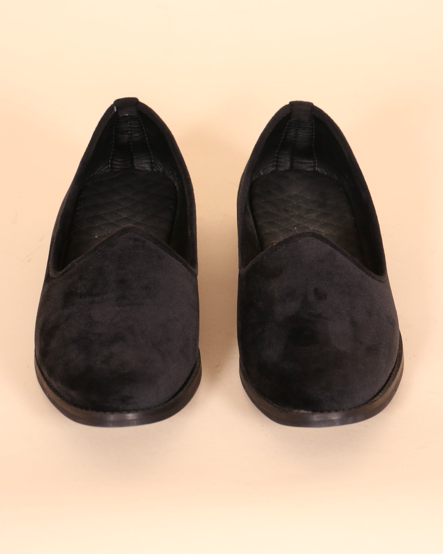 Classic Black Velvet Mojari