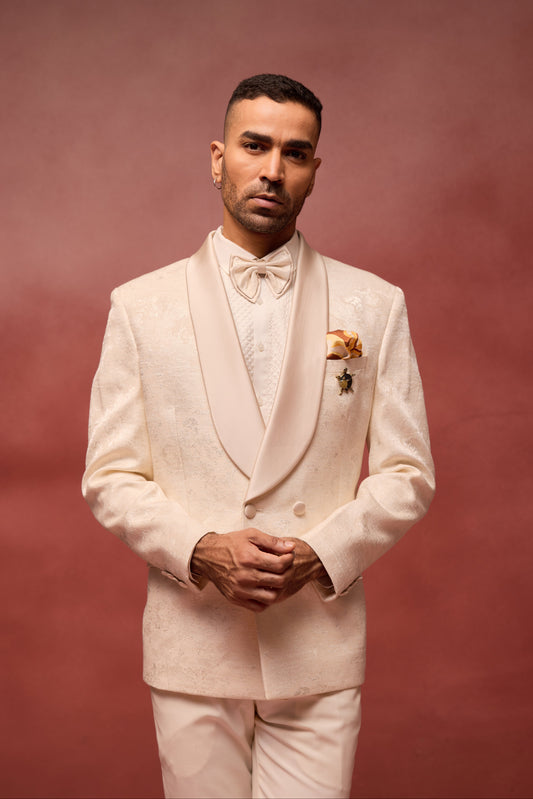 Pearl Elegance Tuxedo