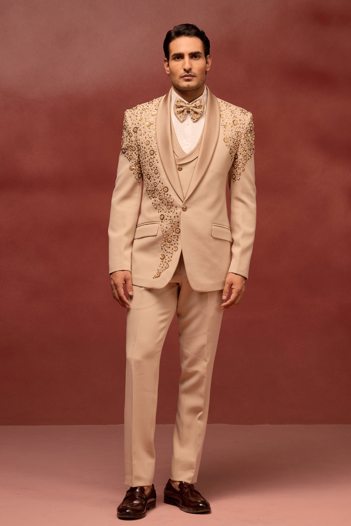 Golden Éclat Luxury Tuxedo