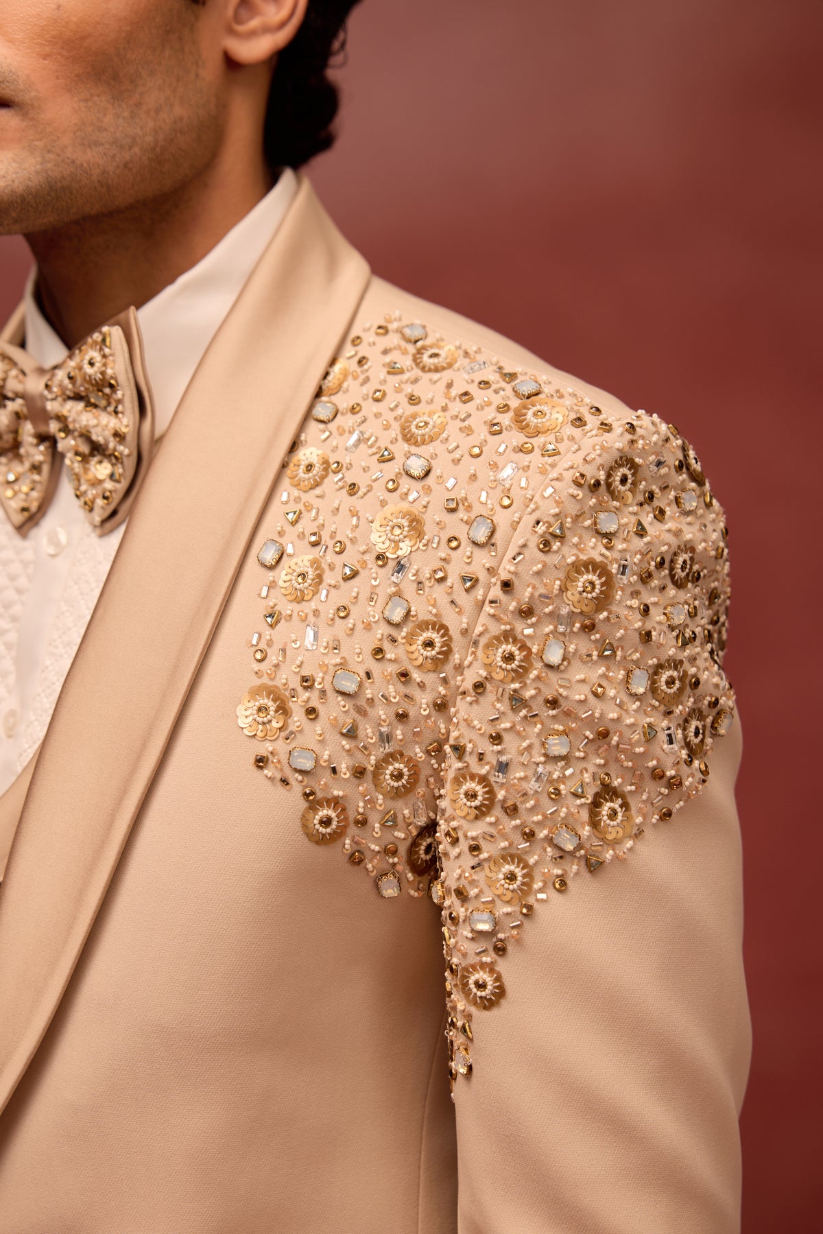 Golden Éclat Luxury Tuxedo