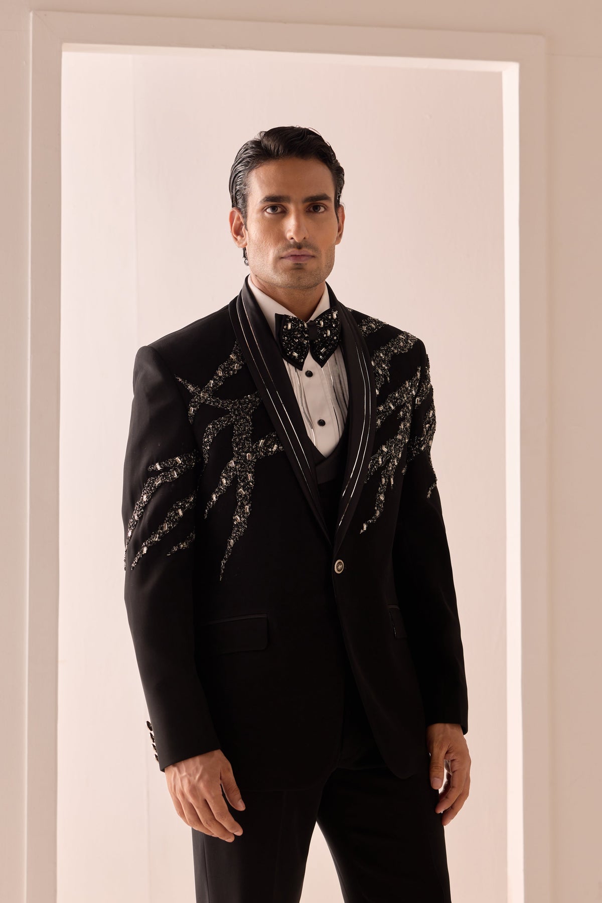 Black Eclipse Embroidered Tuxedo