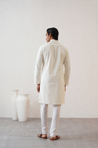 Lucknowi Ivory Kurta Set