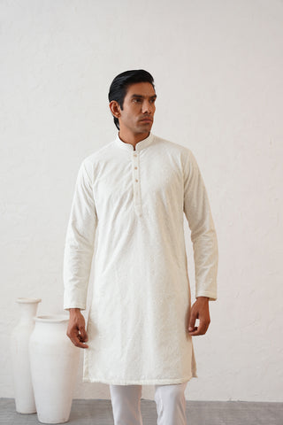 Lucknowi Ivory Kurta Set