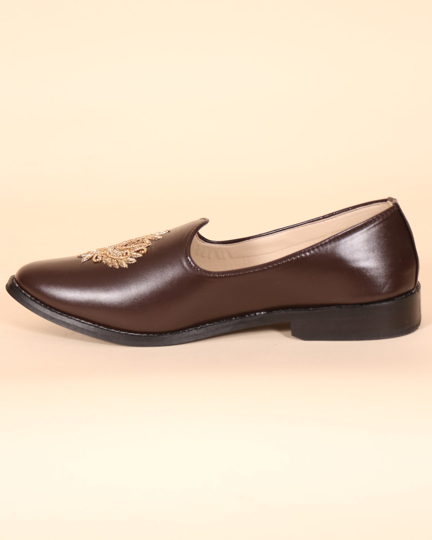 Vegan Brown Mojari