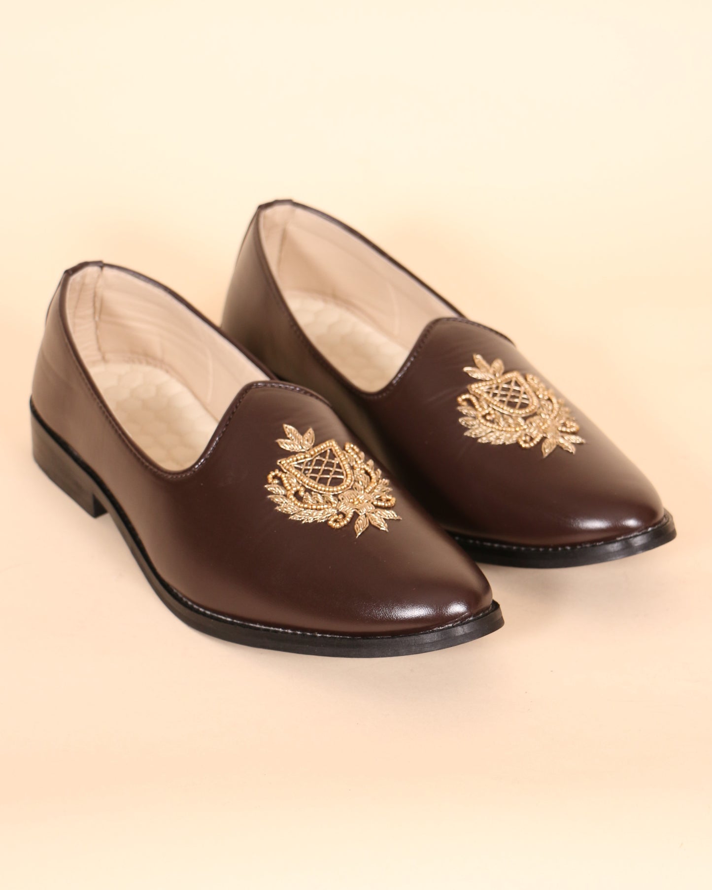 Vegan Brown Mojari